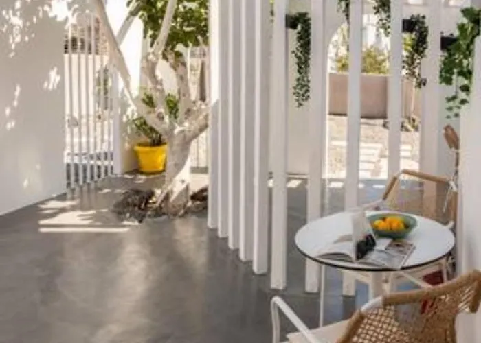 Piccole Konukevi Kamári